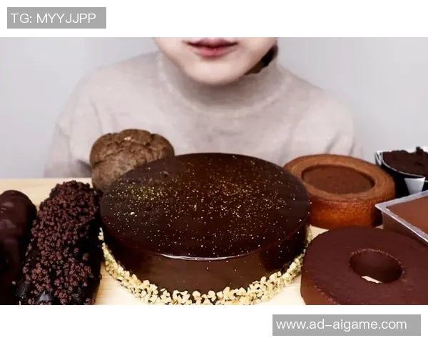 阳光下的梦想与甜蜜相伴太阳园足球队庆祝胜利的蛋糕盛宴